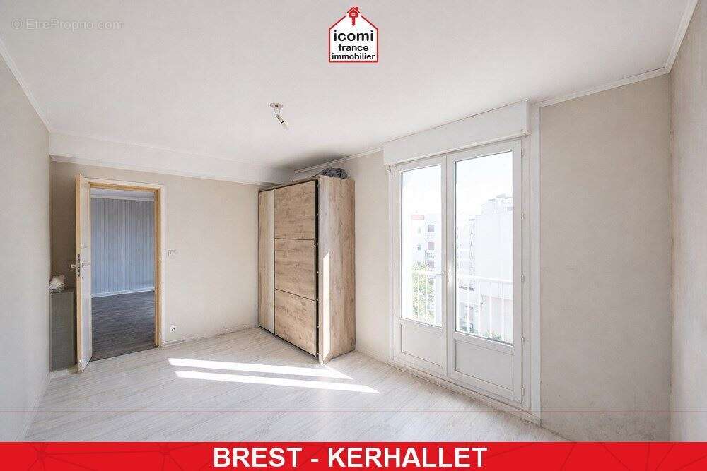 Finistere - brest (29200) - a vendre -  bellevue proche penfeld  - appartement 95 m² - grande piece de vie - 4 chambres possible - photo 4