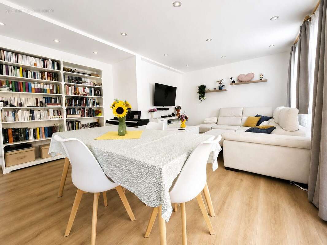 Appartement 64 m² à Maisons-Alfort  - photo 2