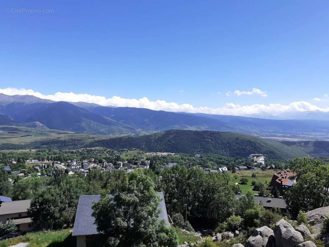Appartement à FONT-ROMEU-ODEILLO-VIA