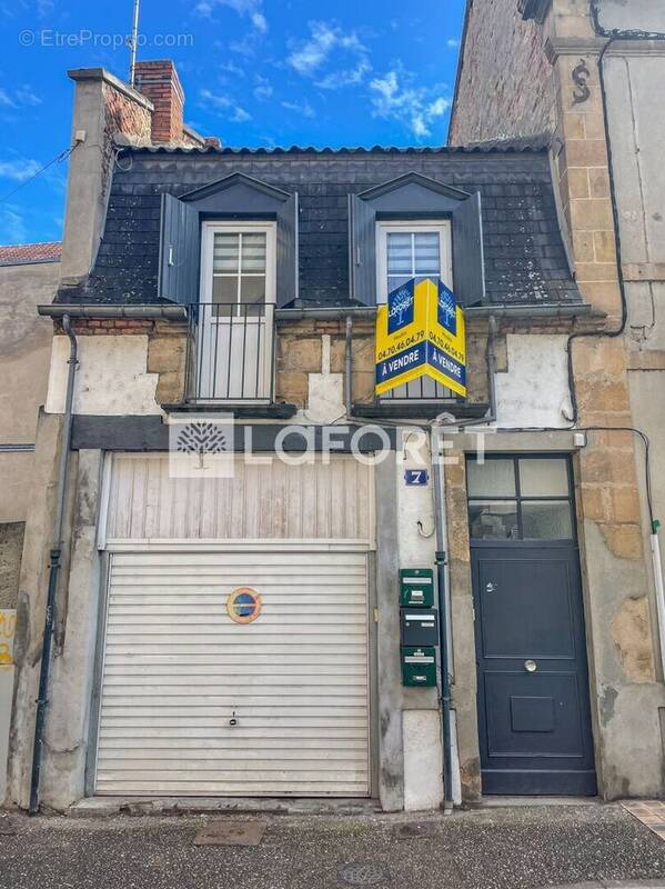 Appartement à MOULINS