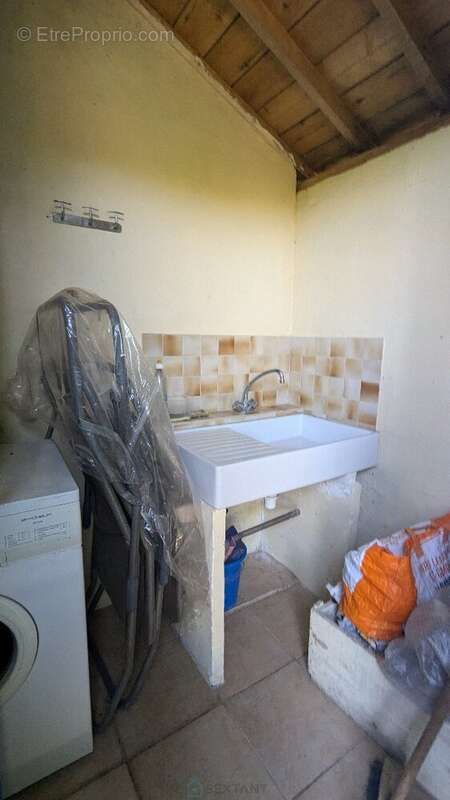 À 8 kilometres de Baud  Maison en pierres, début XXe siècle, face au Blavet - photo 25