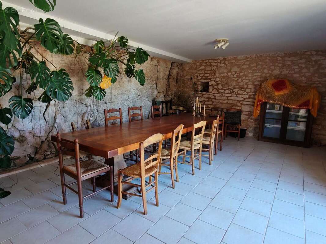 salle à manger rdc - Maison à CUBJAC