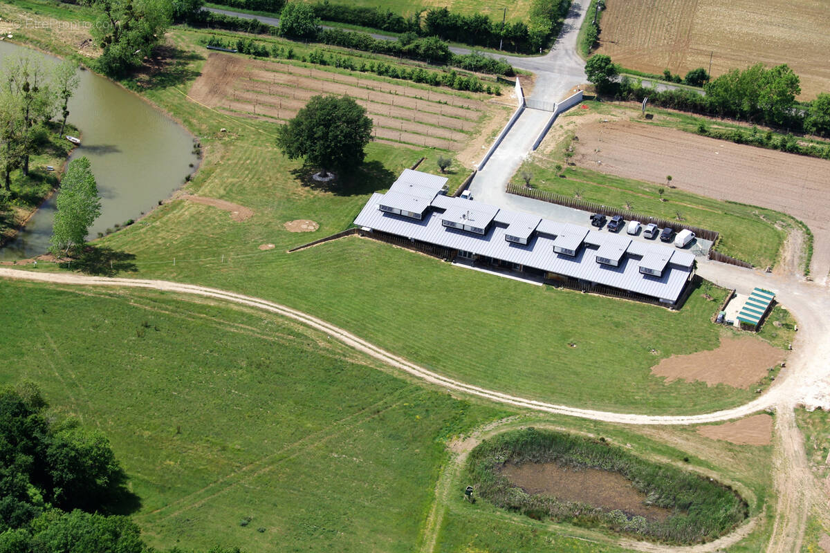 Maison à CHAMPAGNE