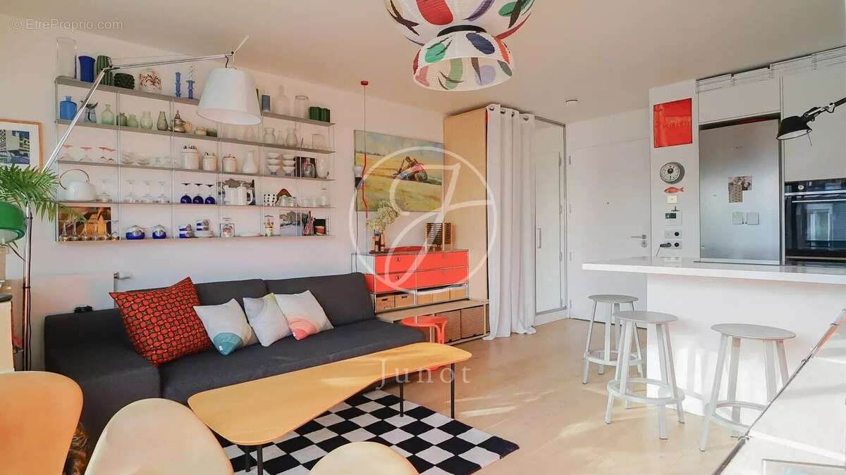 Appartement à PARIS-6E