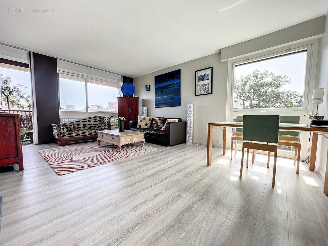 Appartement à GARCHES