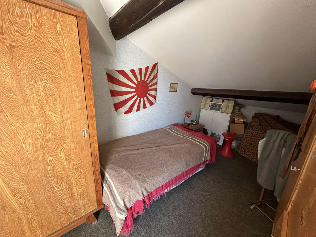 Lycée d'Alzon,  P4 en duplex loué de 81m2 - photo 5