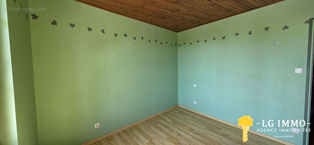 Maison charentaise 206 m2, 5 chambres, grandes dépendances, jardin - photo 26
