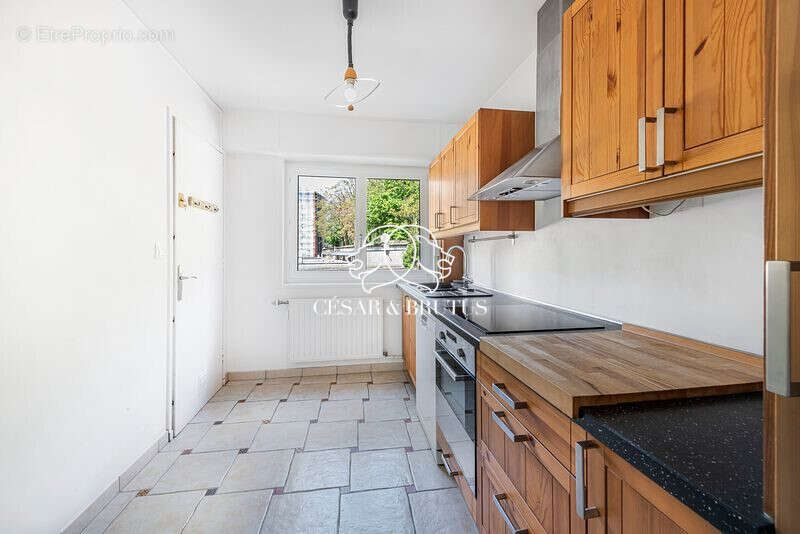 Appartement à LYON-4E