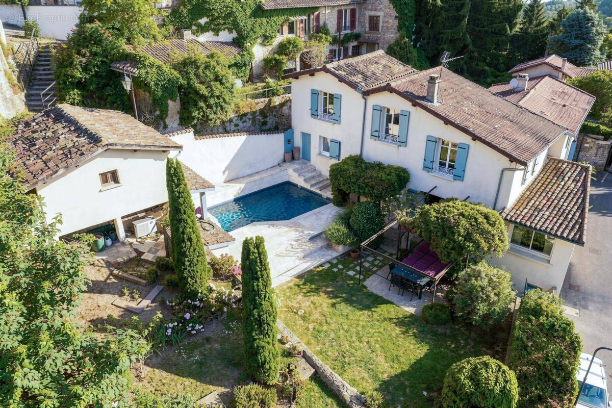 Maison à TERNAY