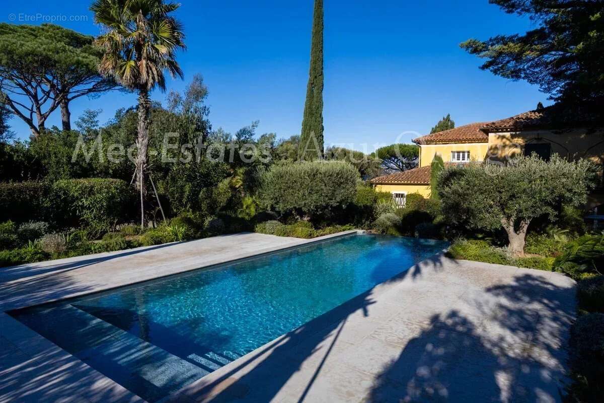 Appartement à SAINT-TROPEZ