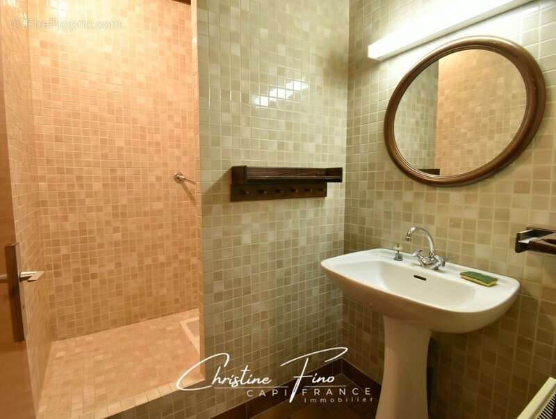 Appartement à LE MONETIER-LES-BAINS