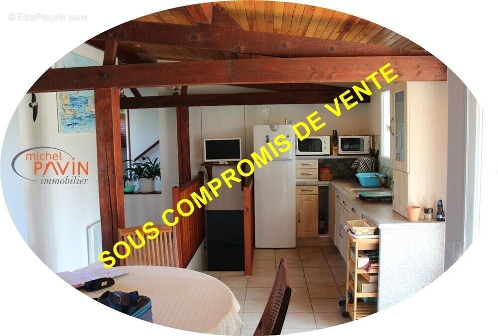 Maison à LA GUERCHE-SUR-L'AUBOIS