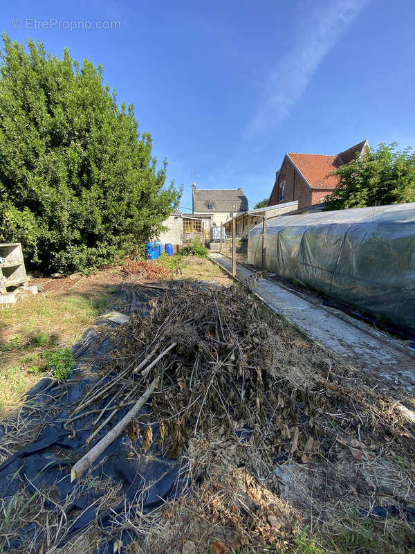 Maison à FONTAINE-AU-PIRE