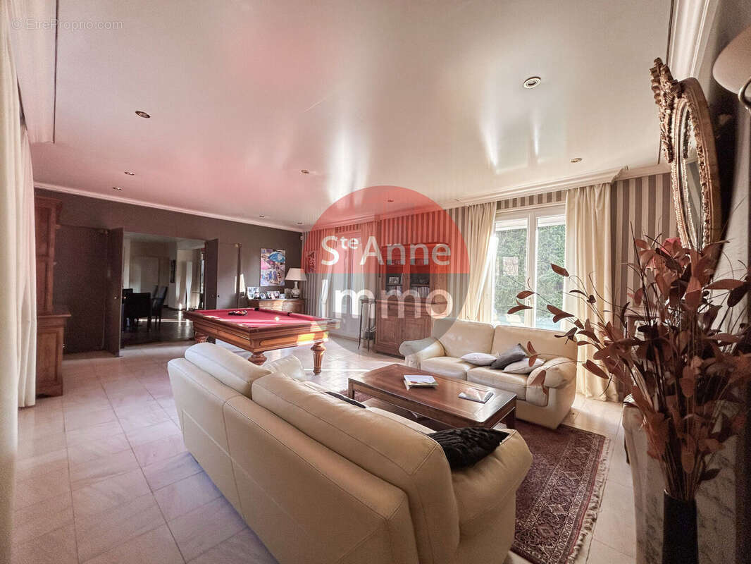 Photo 7 - Maison à ROYE