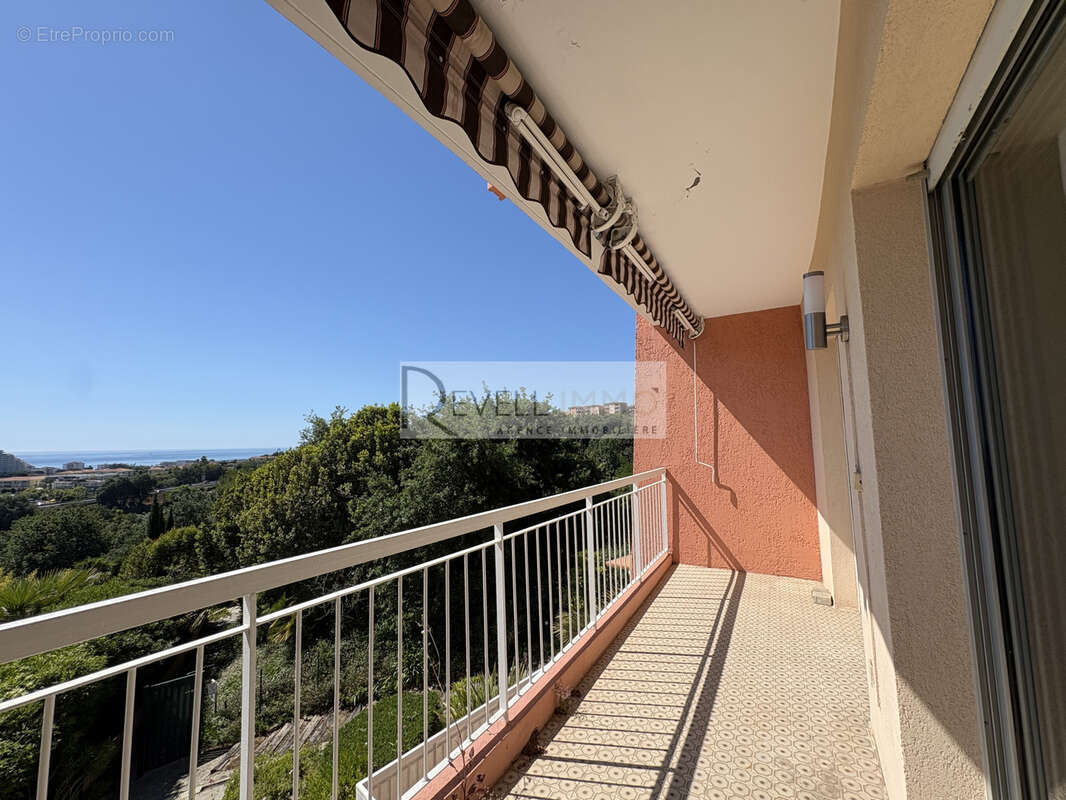 Appartement à VILLENEUVE-LOUBET