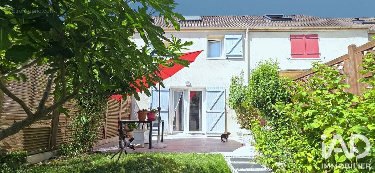 Photo 1 - Maison à PONTAULT-COMBAULT