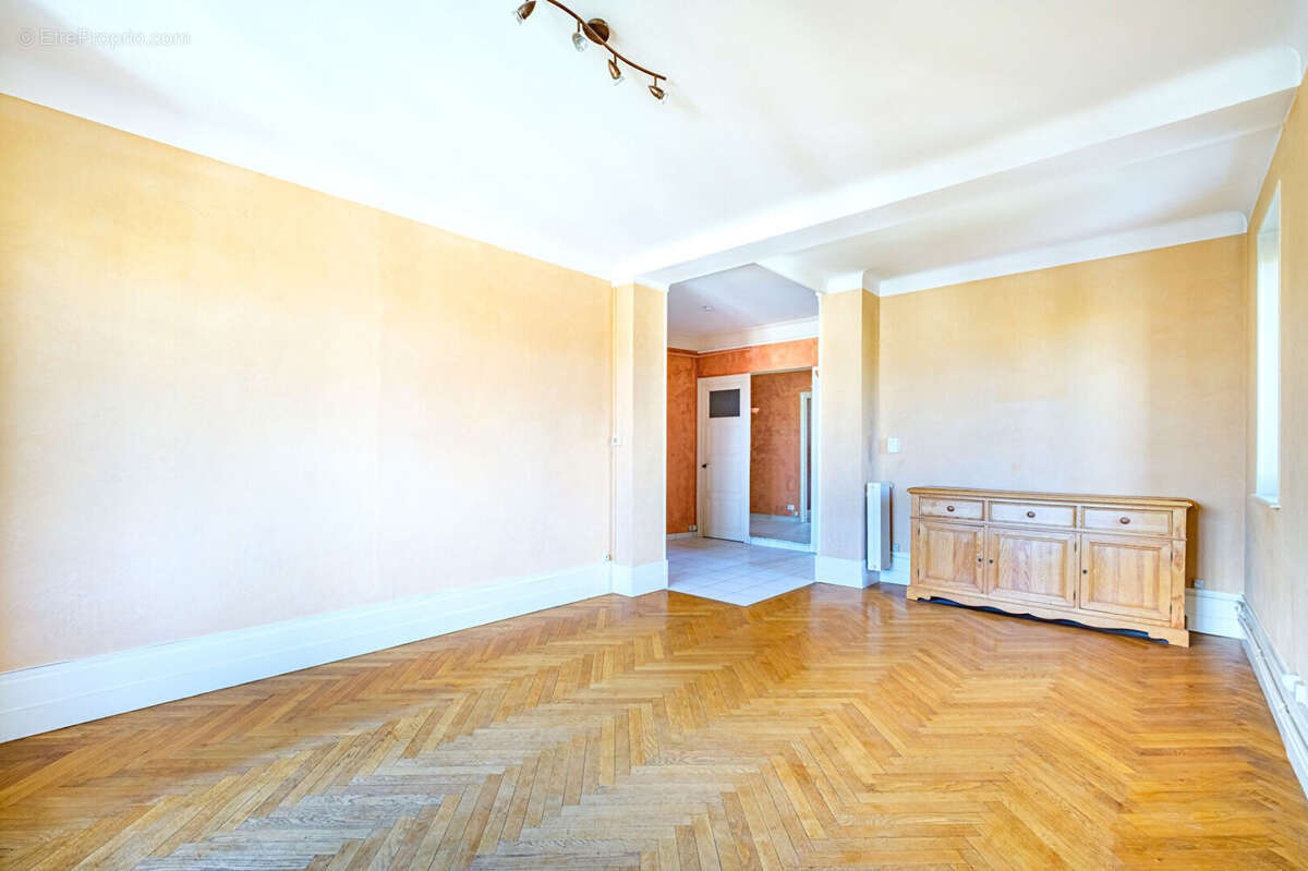 Appartement à LYON-4E