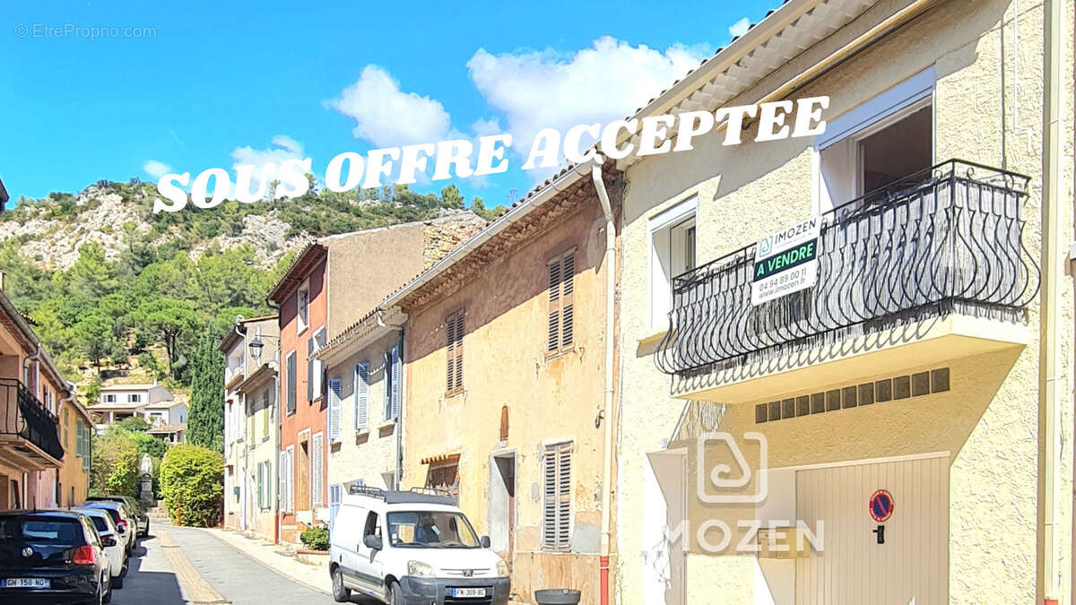 Maison à VINS-SUR-CARAMY