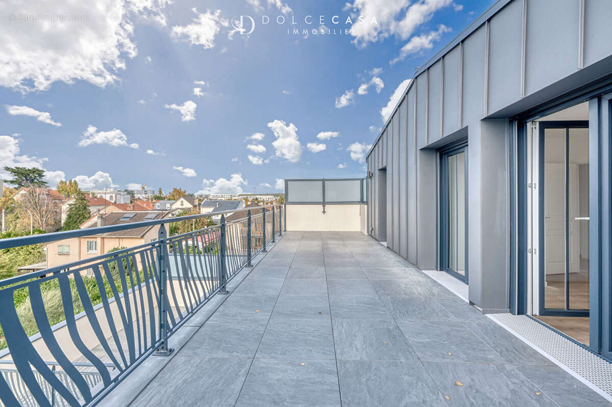 Appartement à LE PERREUX-SUR-MARNE