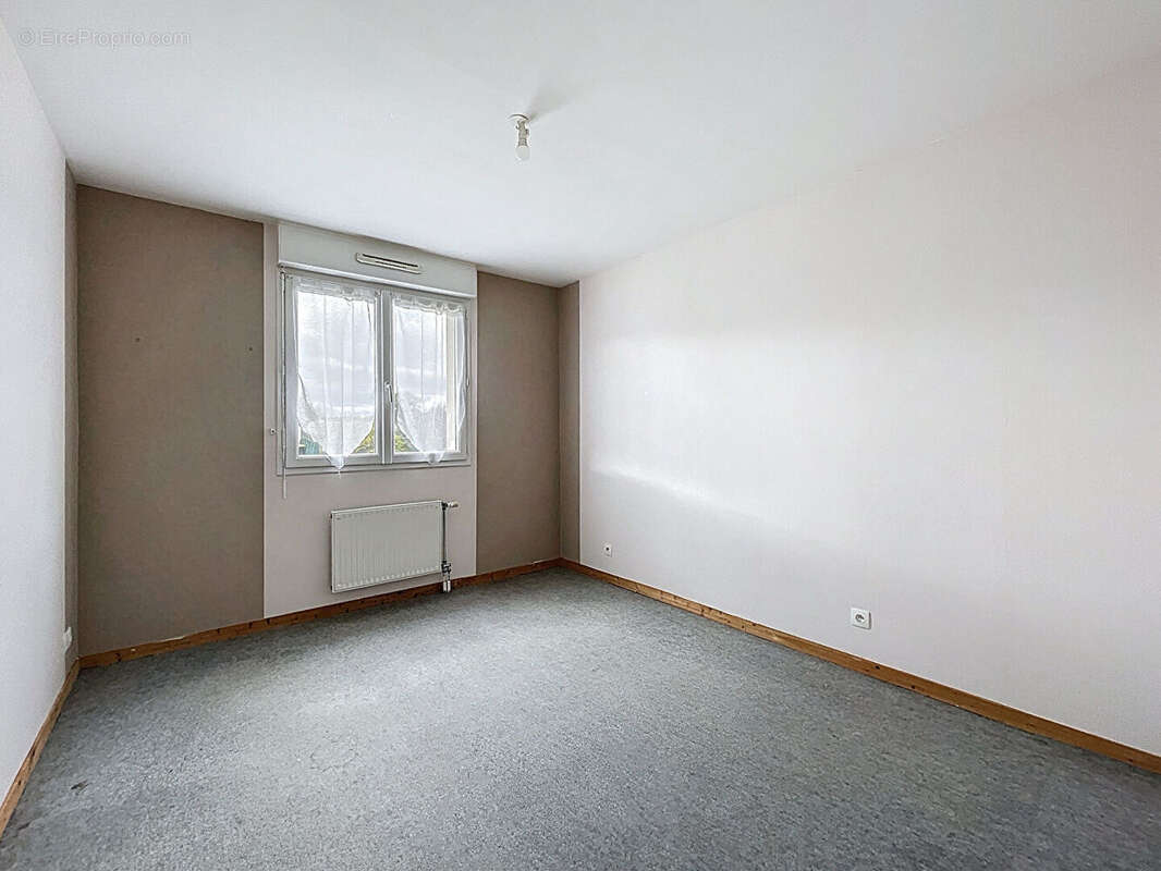 Maison à DOL-DE-BRETAGNE