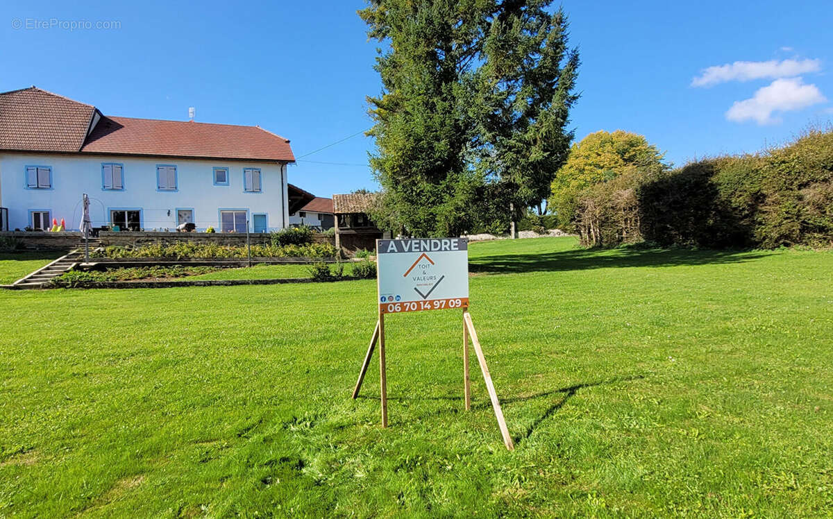 Maison à LE PASQUIER