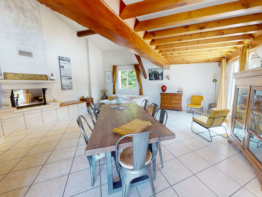 Maison à LAGNIEU