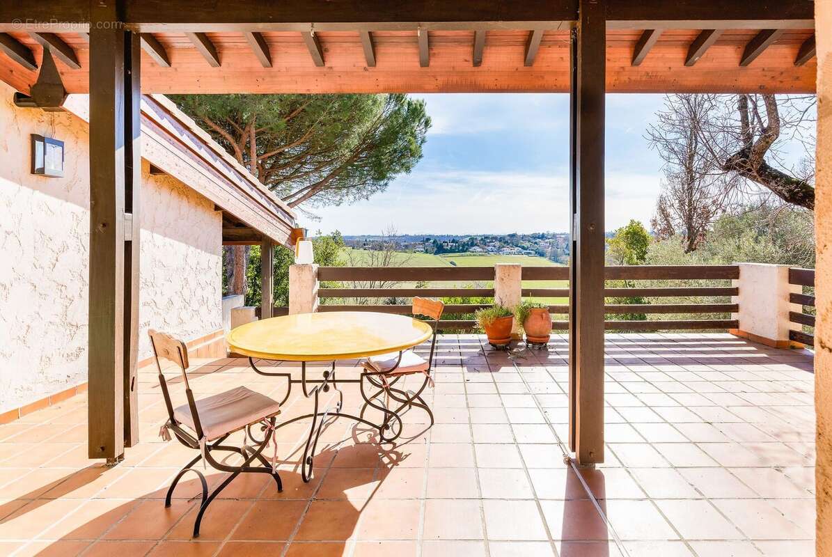 Maison à VIGOULET-AUZIL