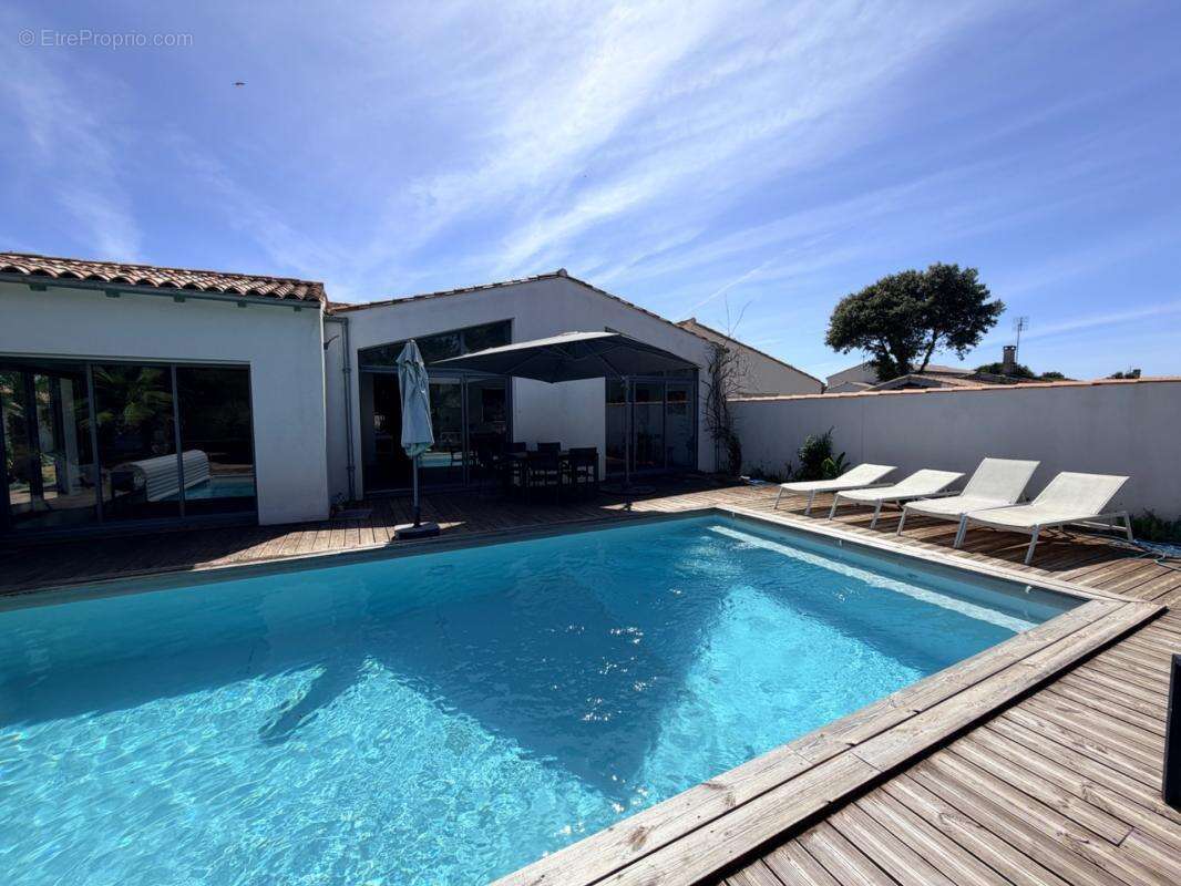 Villa d’architecte de plain-pied – la couarde-sur-mer (plage à pied) - photo 10