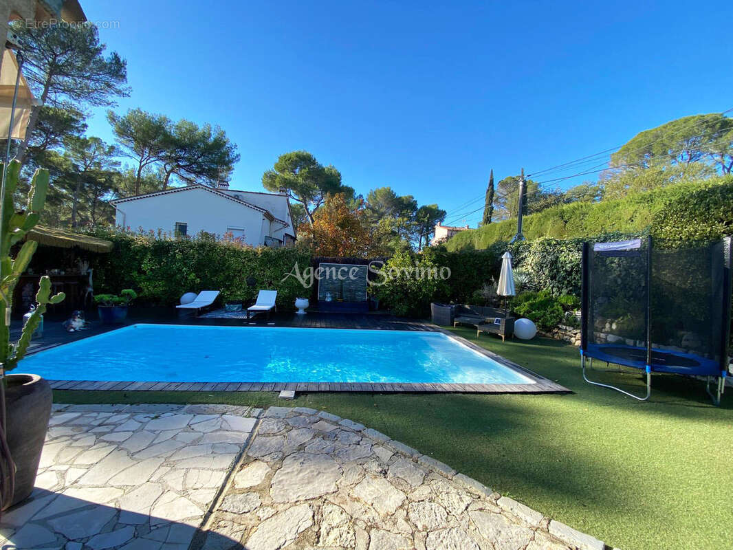 Maison à MOUGINS