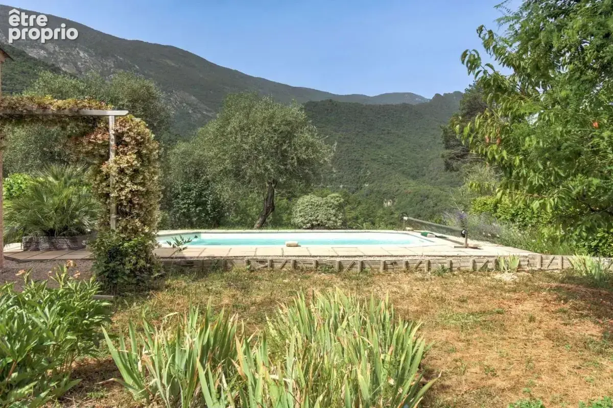 Roquesteron//Maison plain pied//100 m²//4 Pièces//Jardin//Piscine - photo 16