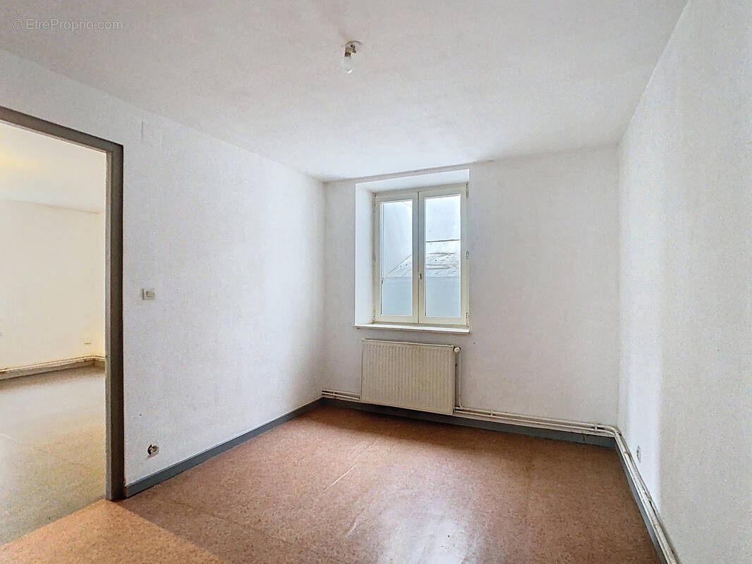 Appartement à FESCHES-LE-CHATEL