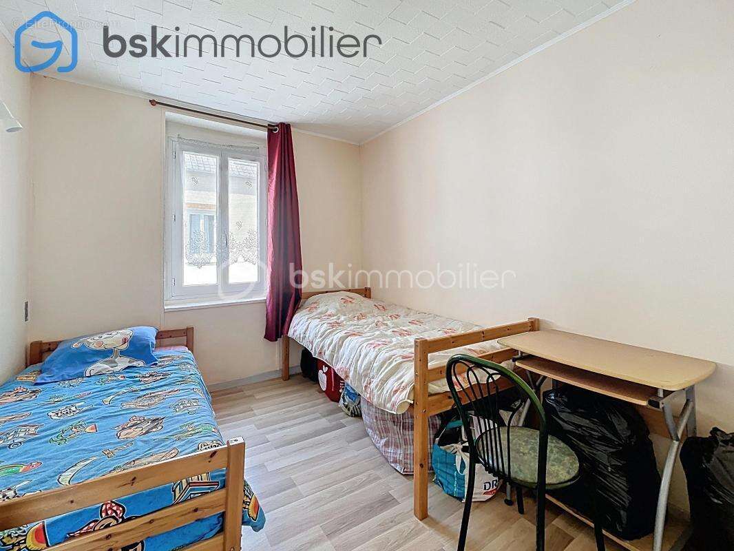 Maison à SAINT-ETIENNE-DU-ROUVRAY