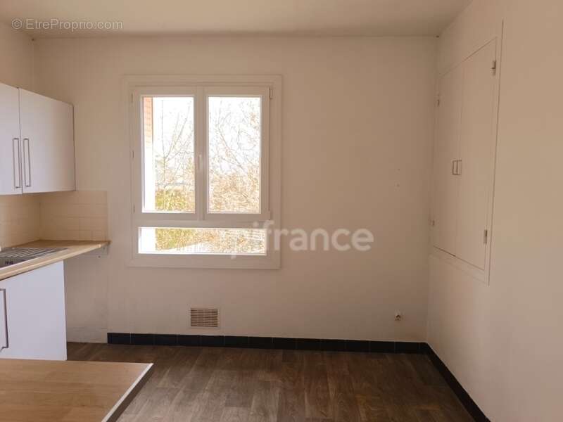 Maison à PARON