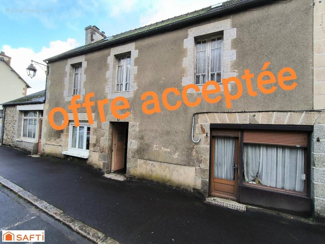 Photo 1 - Maison à BELLE-ISLE-EN-TERRE