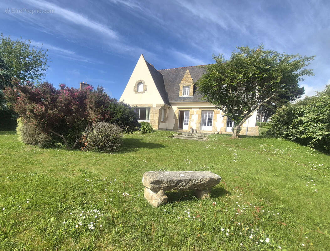 Maison à TREBEURDEN