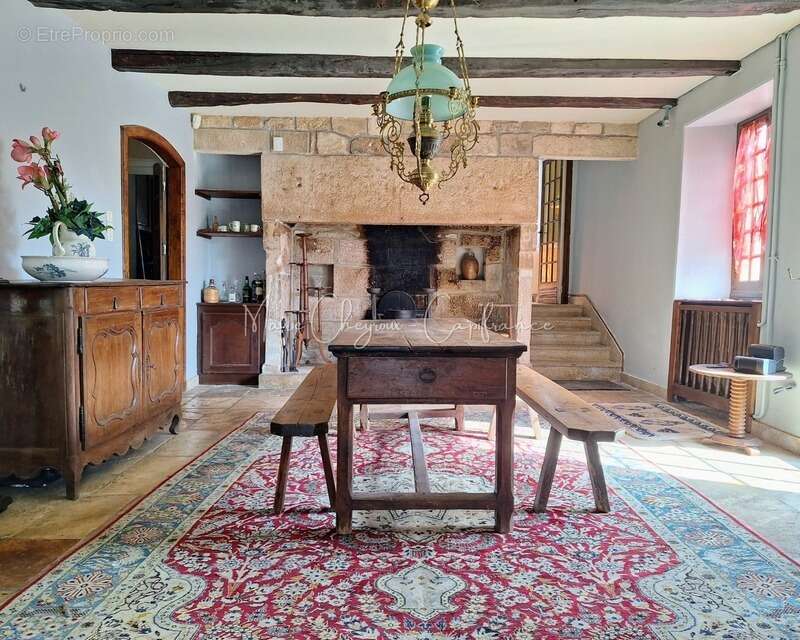 Maison à JUGEALS-NAZARETH