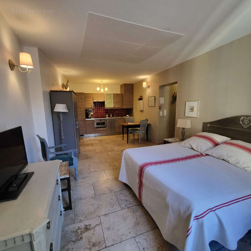 Appartement à L'ISLE-SUR-LA-SORGUE
