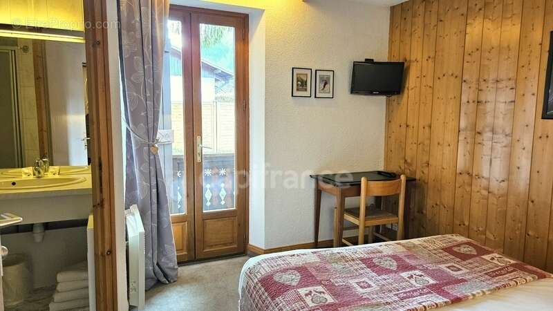 Commerce à SAINT-GERVAIS-LES-BAINS