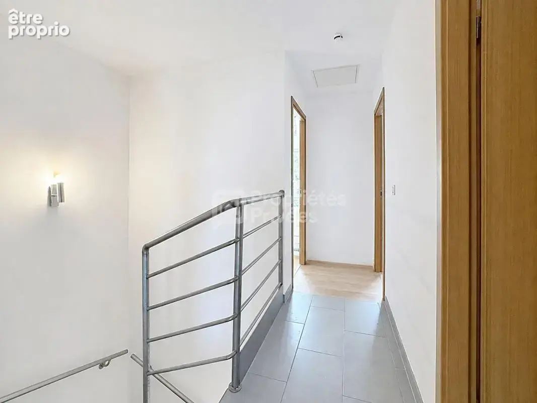 Maison de 110 m² avec 3 chambres, grand garage et jardin clos a rombas - photo 17