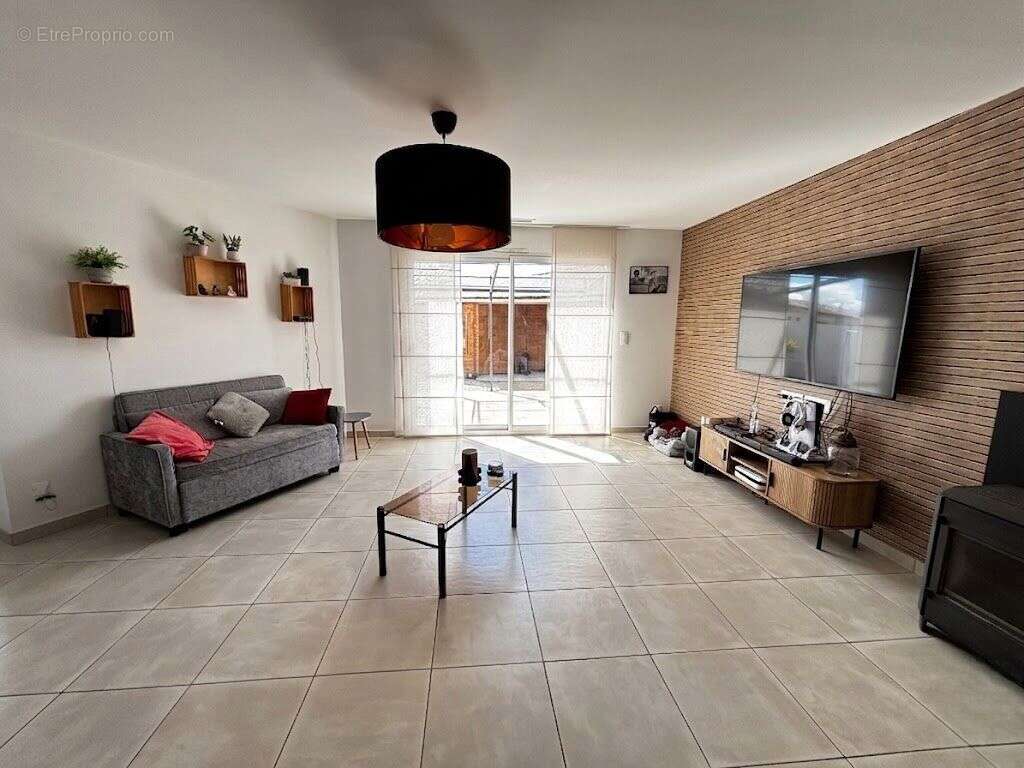 Maison à PENNAUTIER