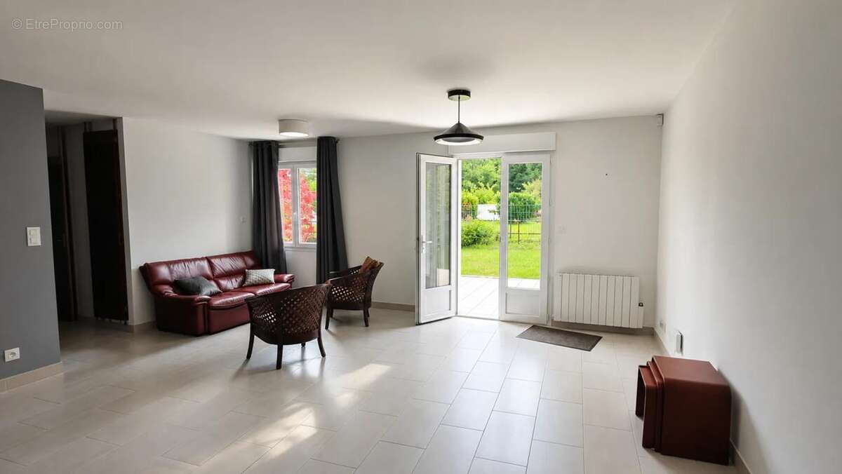 Chauny commodités de plein pied 130 m2 - photo 4