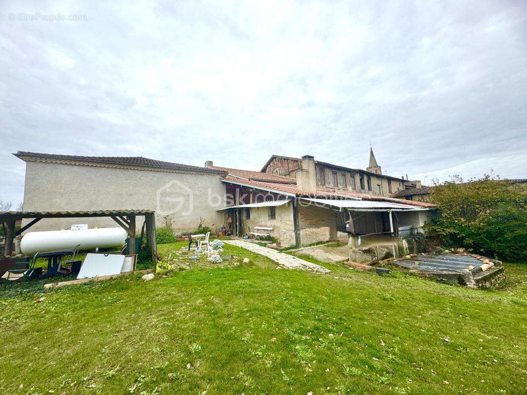 Maison à PUYCASQUIER