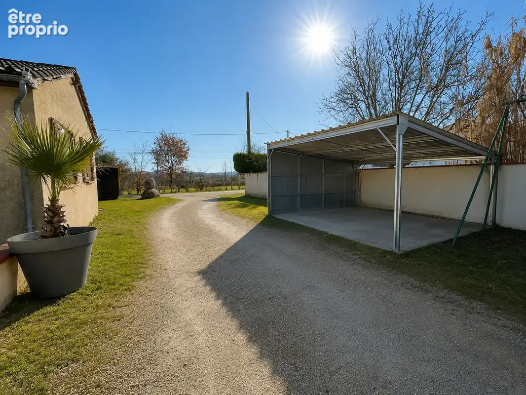 Montbrun-Lauragais Maison T5 avec garage et local d'activité - photo 4