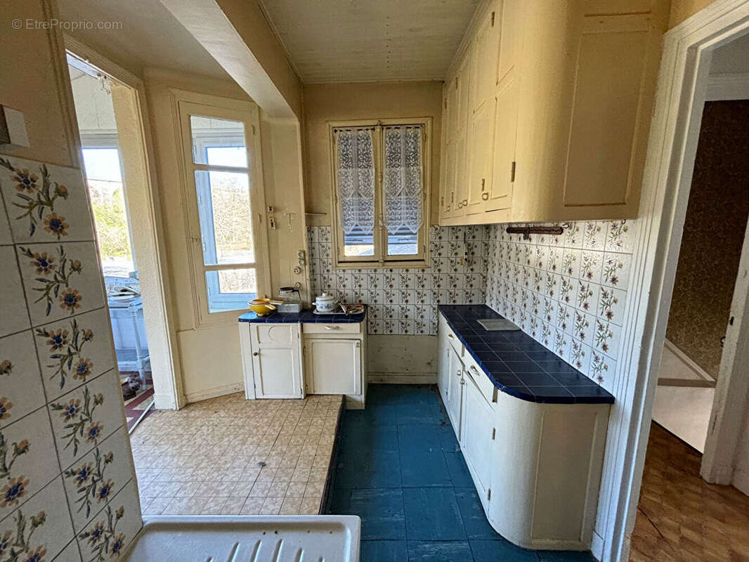 Appartement à SAINT-LEONARD-DE-NOBLAT