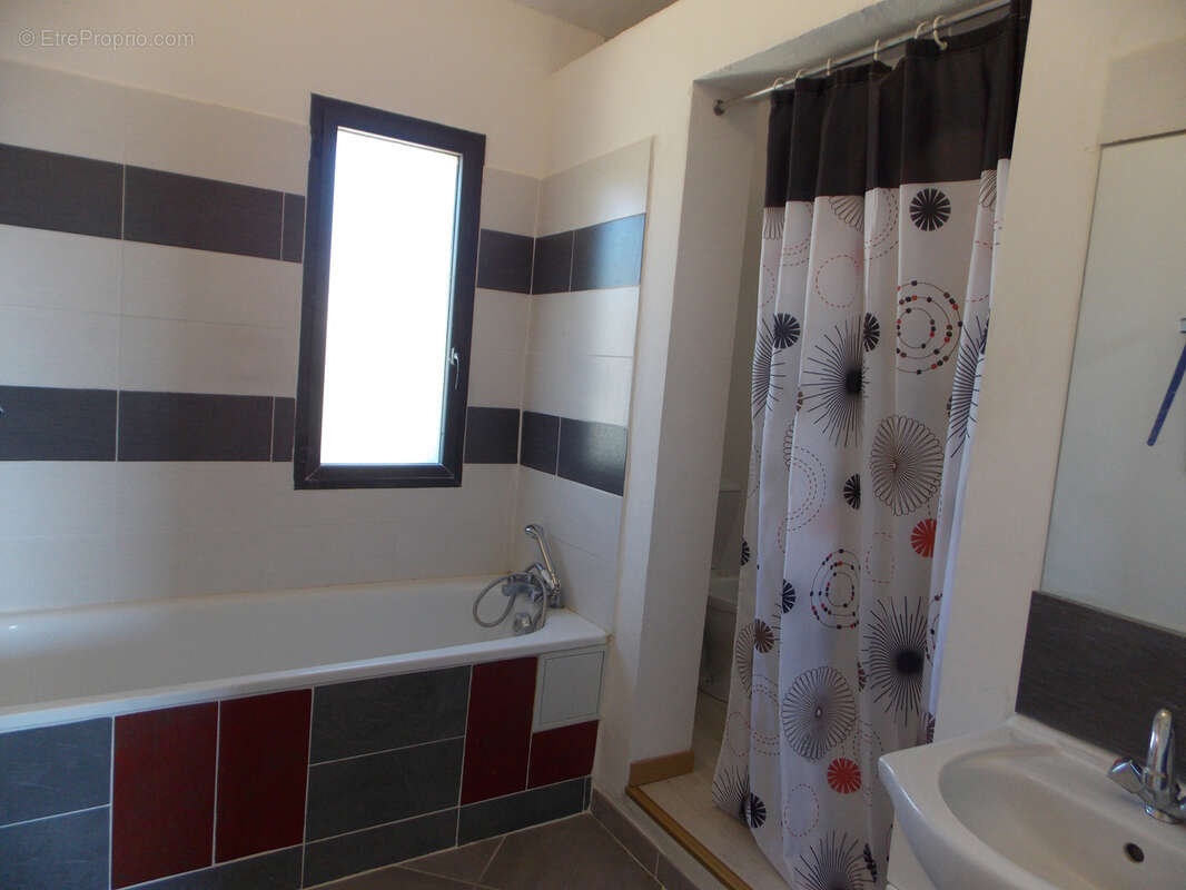 Maison à VAISON-LA-ROMAINE