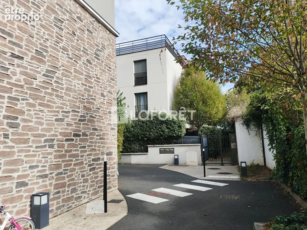 JUVISY: Appartement à usage mixte habitation/professionnel 3 pièce(s) 62.25 m2 - photo 18