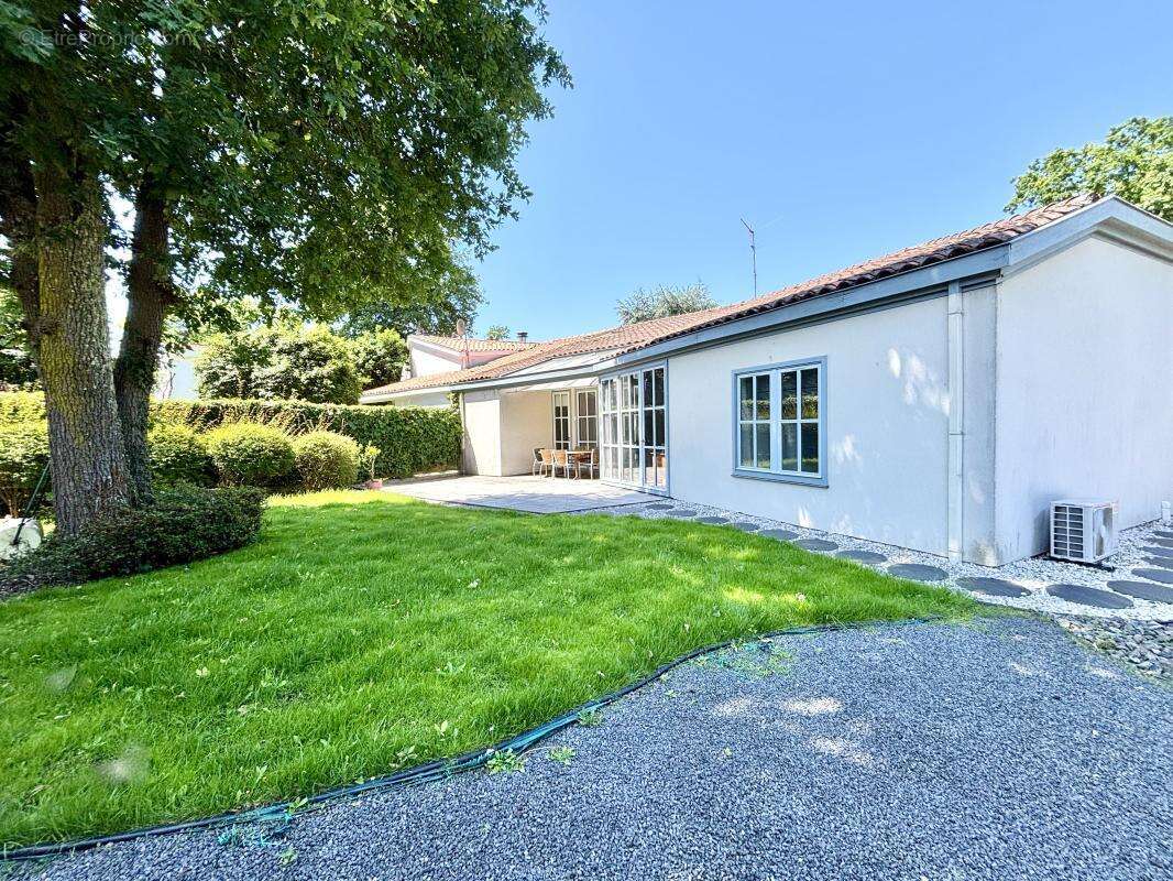 Maison à MERIGNAC