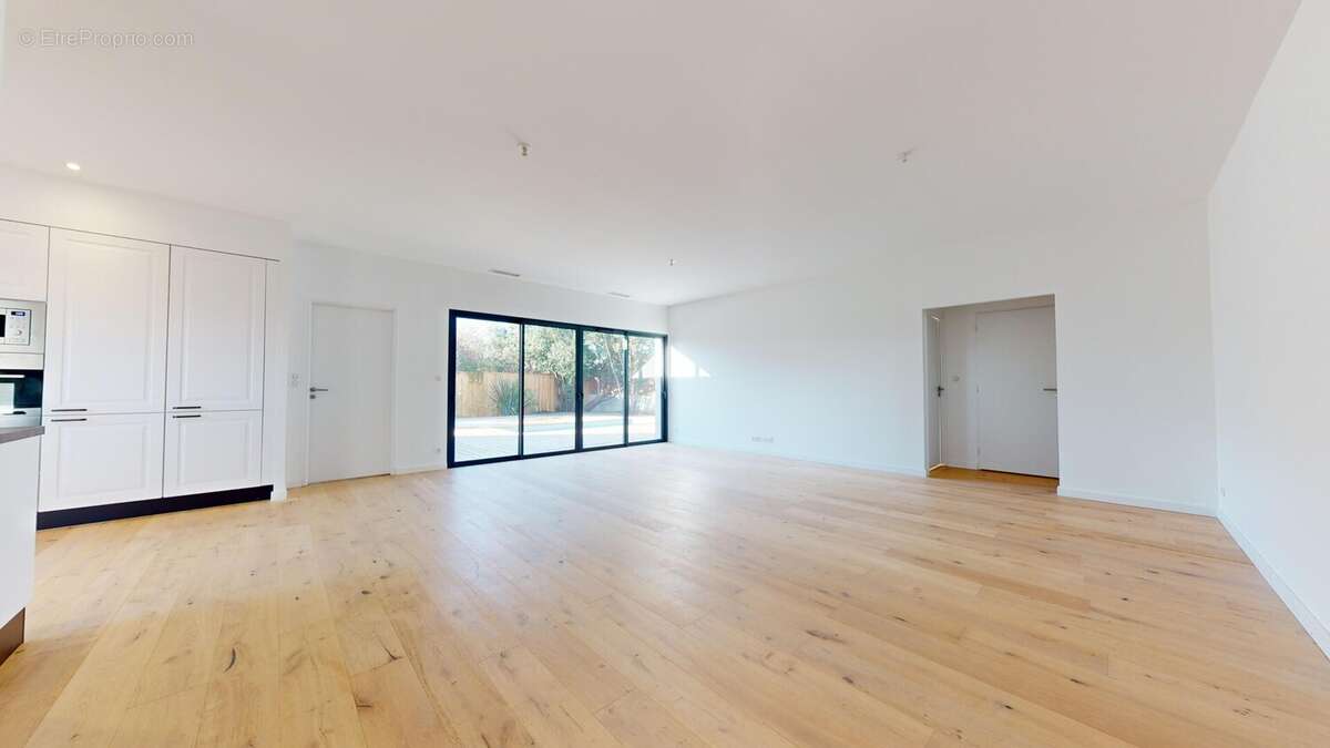 Maison à GUJAN-MESTRAS