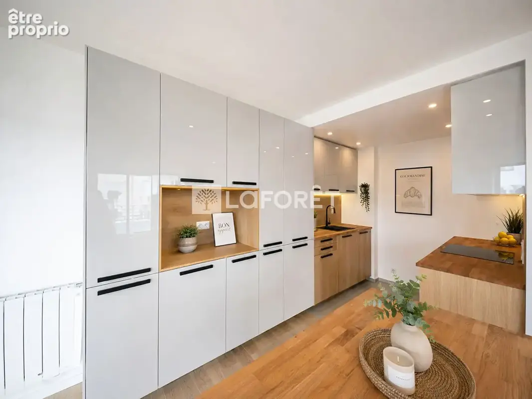 Appartement  Duplex Suresnes 5 pièce(s) 110 m2 - photo 6