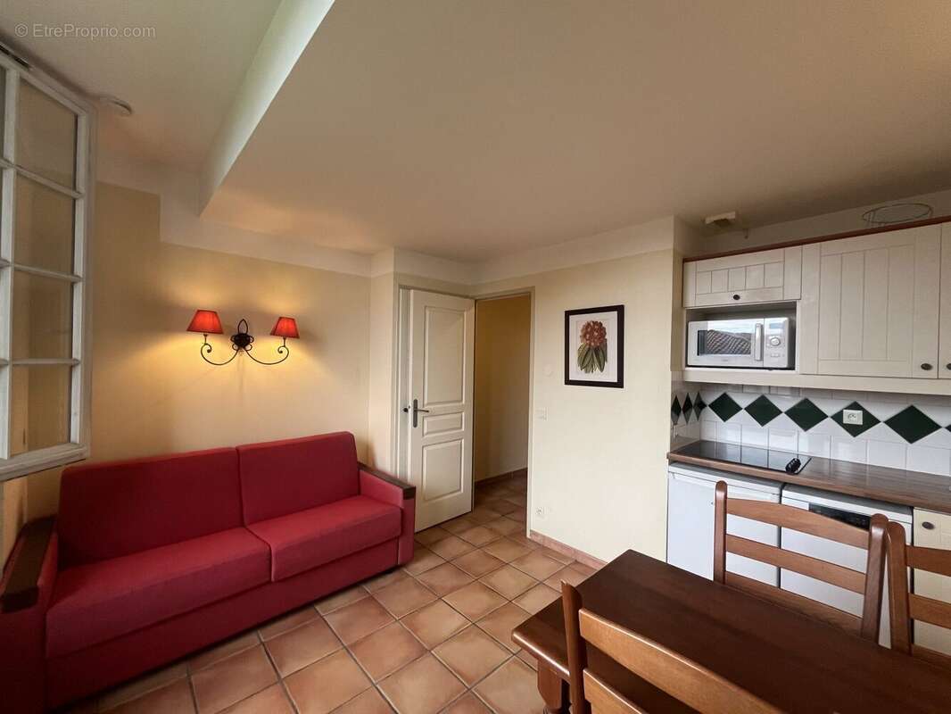 Appartement à CIBOURE